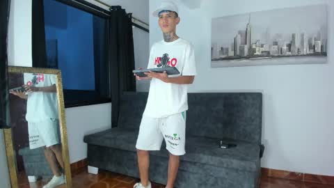 darwin_ggh online show from 11/18/25, 07:02