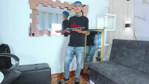 darwin_ggh online show from 11/21/25, 08:02