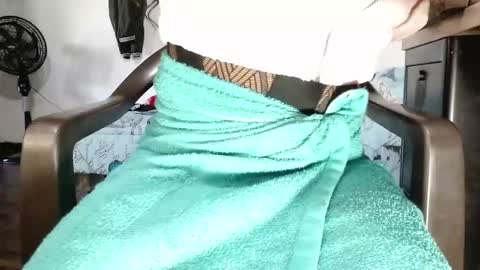 darwin_x online show from 12/20/25, 02:02