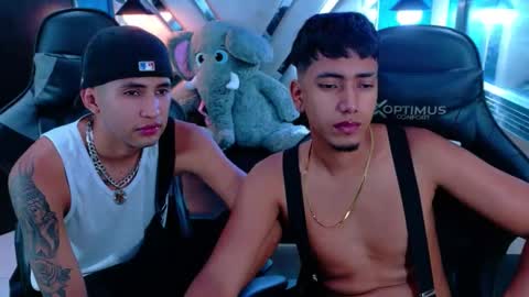 darwinandbrayan online show from 11/11/25, 03:39