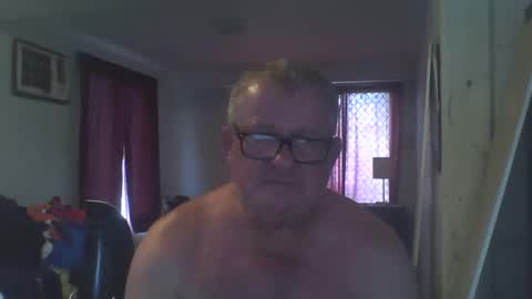 Snapshot of darwincock chatting on 12/13/24, 05:05 darwincock online show from 12/13/24, 05:05