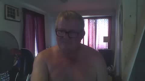 Snapshot of darwincock chatting on 01/19/25, 12:49 darwincock online show from 01/19/25, 12:49