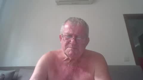 Snapshot of darwincock chatting on 03/27/26, 02:50 darwincock online show from 03/27/26, 02:50