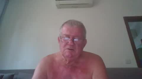 Snapshot of darwincock chatting on 03/31/26, 01:07 darwincock online show from 03/31/26, 01:07