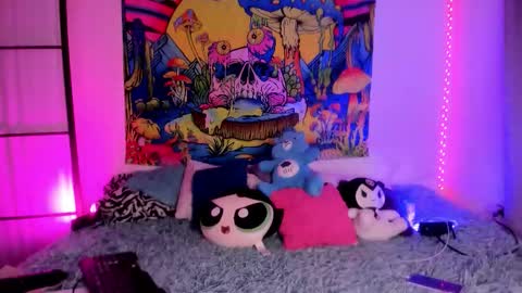 daryimiau online show from 01/18/26, 01:37