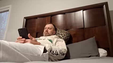 Snapshot of daryldman chatting on 11/01/25, 11:45 daryldman online show from 11/01/25, 11:45