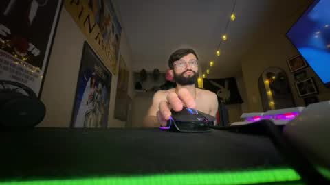 Snapshot of dathungitalian chatting on 11/29/25, 03:20 Tarantino online show from 11/29/25, 03:20