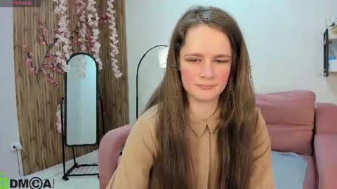 Snapshot of datsi_benson chatting on 07/01/26, 01:18 Datsi Benson online show from 07/01/26, 01:18