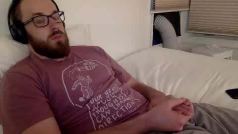 Snapshot of dav_luv4u chatting on 09/16/25, 02:23 dav_luv4u online show from 09/16/25, 02:23