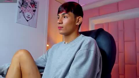 angel online show from 12/19/25, 04:14