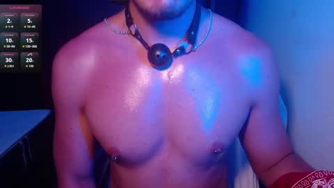 Snapshot of dave02_ chatting on 09/18/25, 02:35 David online show from 09/18/25, 02:35