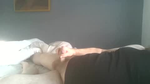 Snapshot of dave19704321 chatting on 02/04/25, 08:35 dave19704321 online show from 02/04/25, 08:35