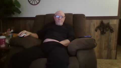 Snapshot of dave571960 chatting on 12/30/24, 12:42 dave571960 online show from 12/30/24, 12:42