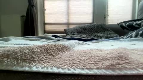 Snapshot of dave76b chatting on 02/16/25, 03:27 dave76b online show from 02/16/25, 03:27