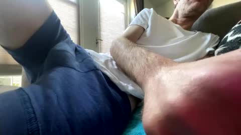 Snapshot of dave76b chatting on 03/07/25, 03:07 dave76b online show from 03/07/25, 03:07