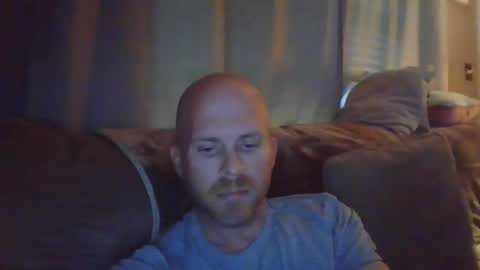 Snapshot of dave8404 chatting on 11/03/25, 08:43 Dave online show from 11/03/25, 08:43