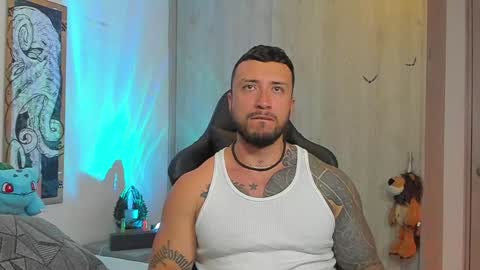 Snapshot of dave_max93 chatting on 01/11/25, 02:52 DAVE MAX online show from 01/11/25, 02:52