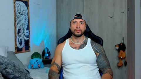 Snapshot of dave_max93 chatting on 01/20/25, 04:55 DAVE MAX online show from 01/20/25, 04:55