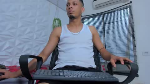 dave online show from 09/12/25, 01:44