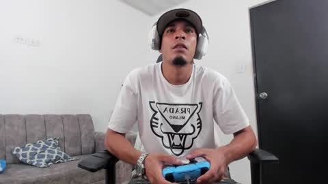 dave online show from 10/03/25, 03:25