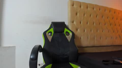 dave online show from 10/21/25, 06:58