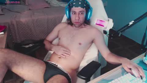 Your boy online show from 10/22/25, 12:33