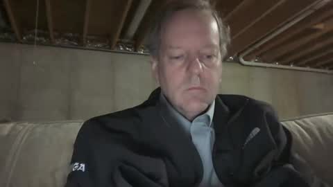 Snapshot of davecock50 chatting on 01/08/25, 01:00 davecock50 online show from 01/08/25, 01:00