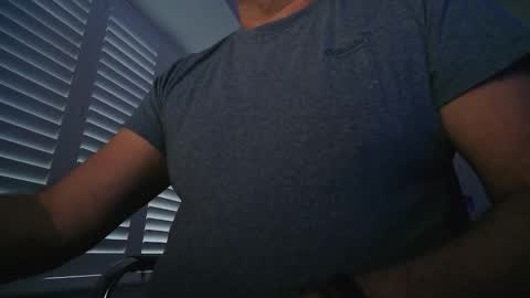 davesu12345 online show from 02/11/26, 07:35