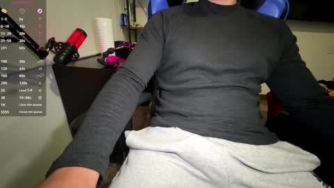 Snapshot of david10maker chatting on 10/17/25, 02:59 David10Maker online show from 10/17/25, 02:59