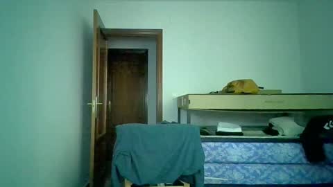 Snapshot of david33333333 chatting on 05/18/26, 04:24 david33333333 online show from 05/18/26, 04:24