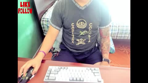 David online show from 11/17/25, 02:12