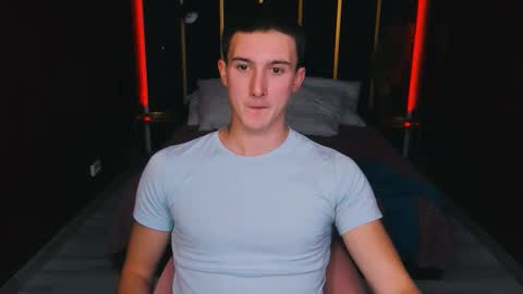 Snapshot of david__diamond chatting on 09/13/25, 03:34 David online show from 09/13/25, 03:34