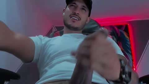 Snapshot of david__ox chatting on 09/28/25, 09:53 david__ox online show from 09/28/25, 09:53