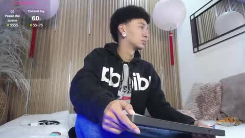 David online show from 03/24/26, 12:21