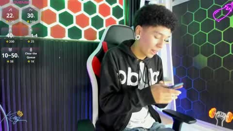 David online show from 04/18/26, 12:20