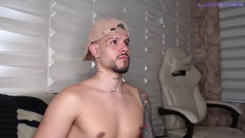 David col11 online show from 11/15/25, 06:22