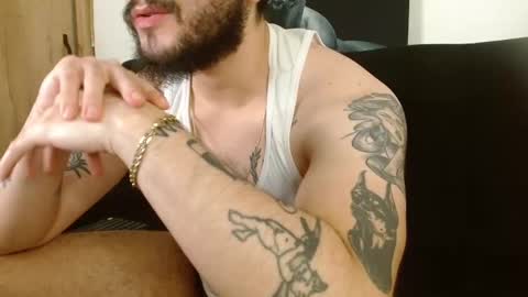 Twitter davidsanctum online show from 10/28/25, 11:29