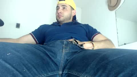 Snapshot of david_hot12 chatting on 08/09/26, 09:03 david online show from 08/09/26, 09:03