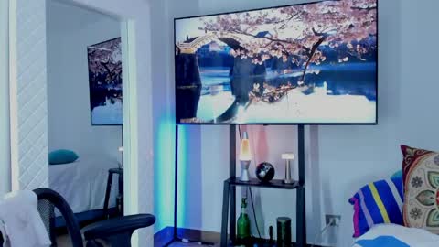 Hey im David that loves to explore and speak their fantasies. Very open talktative and nice. Feel free to chat with me online show from 05/19/26, 11:38