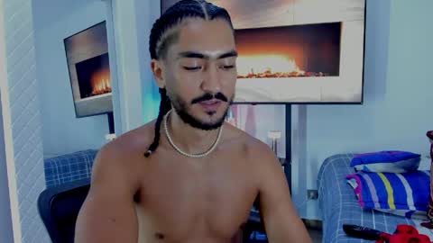Hey im David that loves to explore and speak their fantasies. Very open talktative and nice. Feel free to chat with me online show from 06/09/26, 12:11