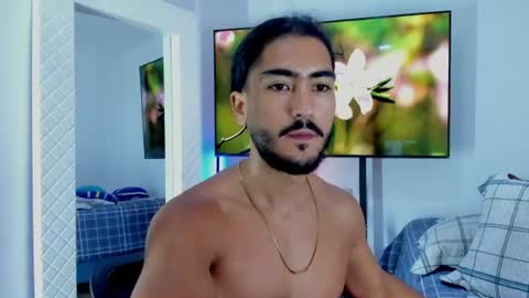 Hey im David that loves to explore and speak their fantasies. Very open talktative and nice. Feel free to chat with me online show from 06/20/26, 11:02