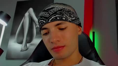 David Jons online show from 10/24/25, 03:03