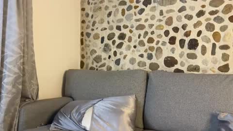 David online show from 04/21/26, 01:42