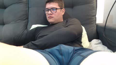 Snapshot of david_smit_ chatting on 06/11/26, 12:54 david smit online show from 06/11/26, 12:54