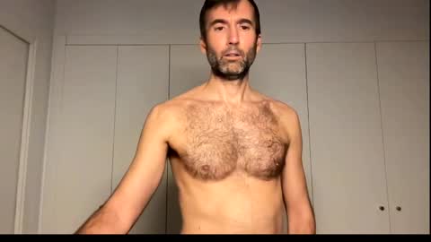 Snapshot of david_spanish chatting on 01/01/25, 07:32 David Cock online show from 01/01/25, 07:32