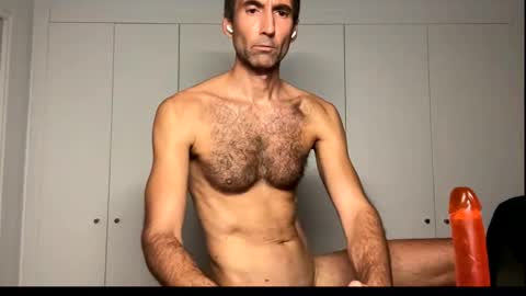 Snapshot of david_spanish chatting on 10/14/25, 05:36 David Cock online show from 10/14/25, 05:36