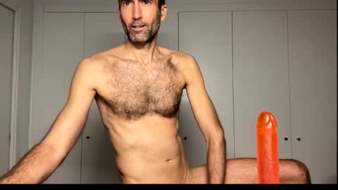 Snapshot of david_spanish chatting on 12/14/25, 05:18 David Cock online show from 12/14/25, 05:18