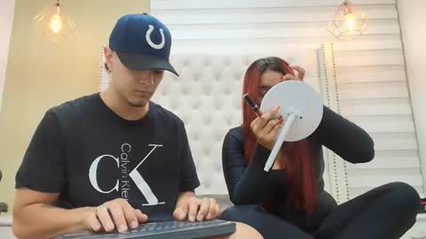 Snapshot of david_victoriaa chatting on 11/05/25, 01:00 david_victoriaa online show from 11/05/25, 01:00