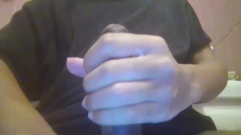 Snapshot of davidbigdick24 chatting on 02/28/25, 06:09 David online show from 02/28/25, 06:09