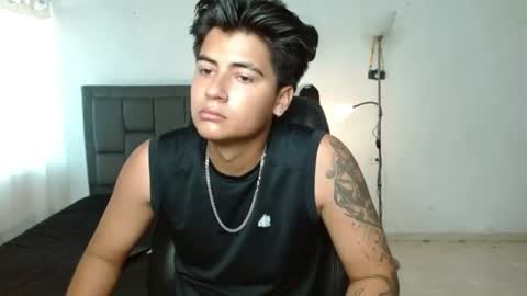 Snapshot of davidbless chatting on 06/18/26, 02:43 David Bless online show from 06/18/26, 02:43